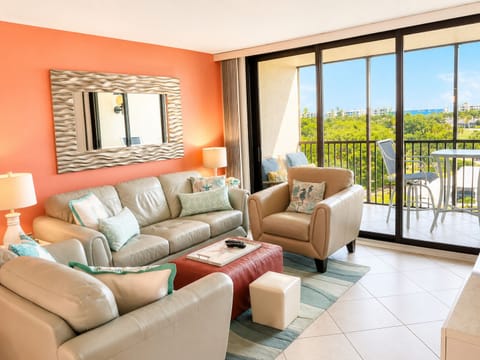 Seaplace M1-502 by FVC - Living Room