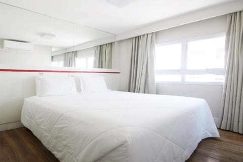 Bedroom. Interior and views may vary based on location and availability.