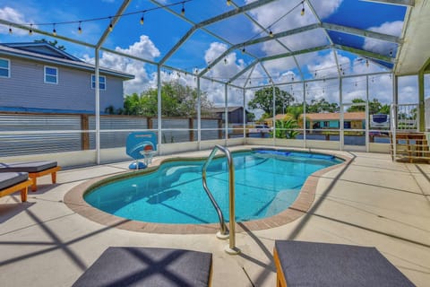 Palmetto Vacation Rental | 3BR | 2BA | 1,850 Sq Ft