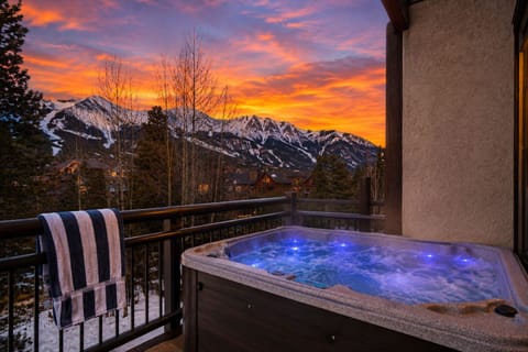 The perfect ending to another unforgettable day in the Colorado Rockies.
