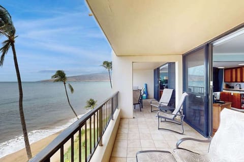 Private lanai with peaceful ocean views