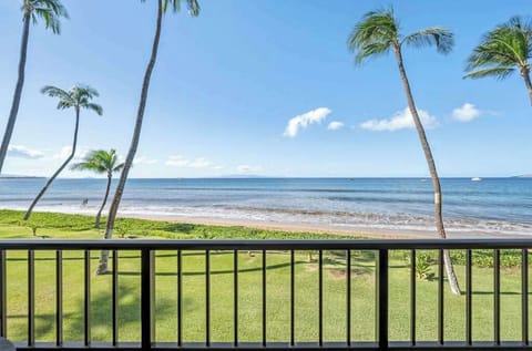 Front-Row Pacific Views Right From Your Lanai