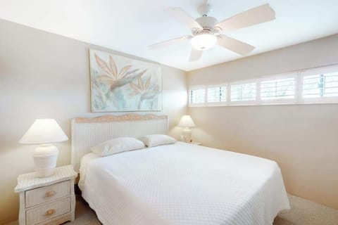Peaceful Coastal Bedroom Retreat