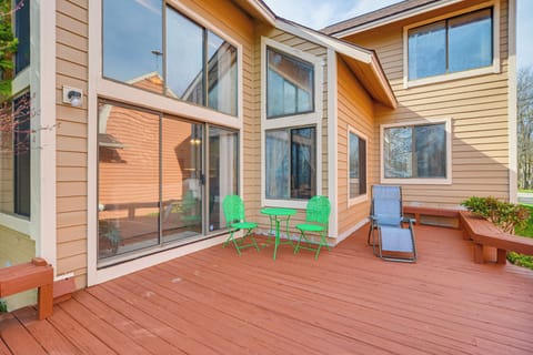 Somerset Vacation Rental | 3BR | 2.5BA | 1,700 Sq Ft