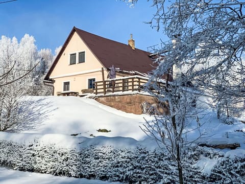 Residential Area, Apartment, Estate, Resort, Mansion, Balcony, Villa, Swimming Pool