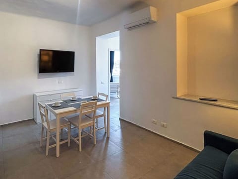 Flooring, Interior Design, Floor, Furniture, Apartment, Room, Ceiling, Couch, Living Room