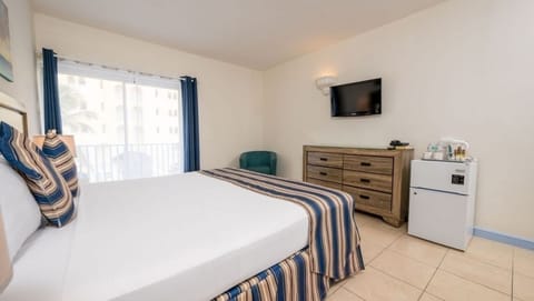 Bedroom. Interior and views may vary based on location and availability.