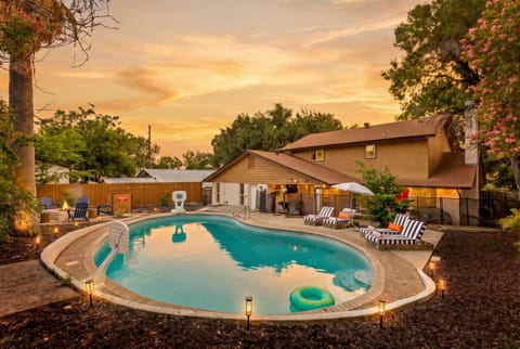 Spacious private pool with lounge chairs—perfect for sunny days ☀️💦