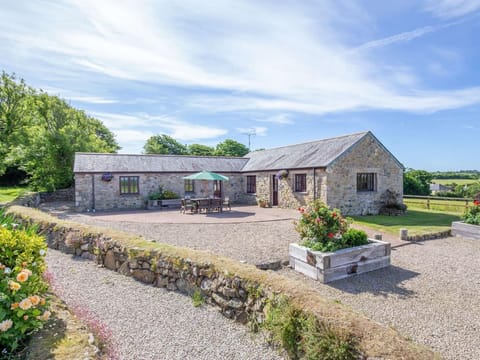 Lovely converted stone barn, within a peaceful farm setting