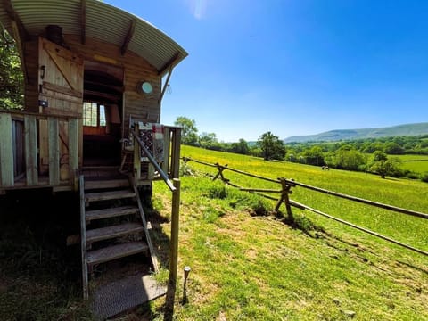 View towards the shepherds hut, with a stunning rural backdrop