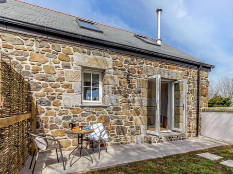 Escape here for a quiet break, great for two plus your four legged friend