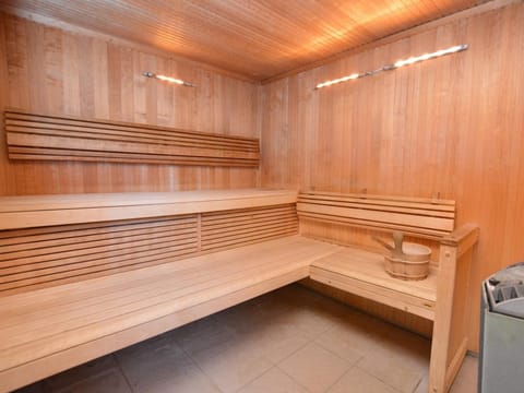 On site health club (charges apply) with indoor pool, steam room, sauna and gym