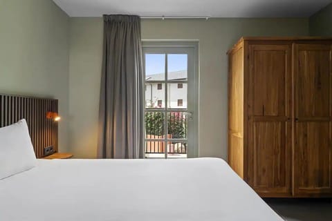 Bedroom. Interior and views may vary based on location and availability.