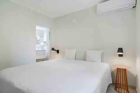 Bedroom. Interior and views may vary based on location and availability.