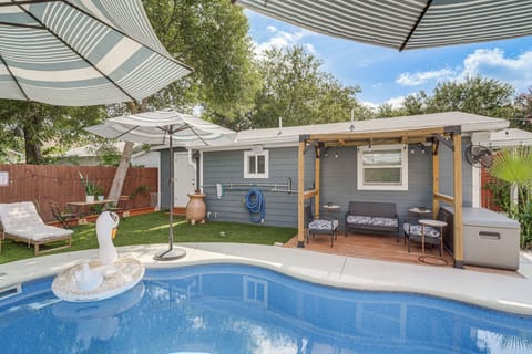 San Antonio Vacation Rental | 2BR | 1BA | 1,108 Sq Ft