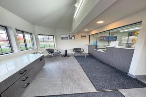Entrance / Reception