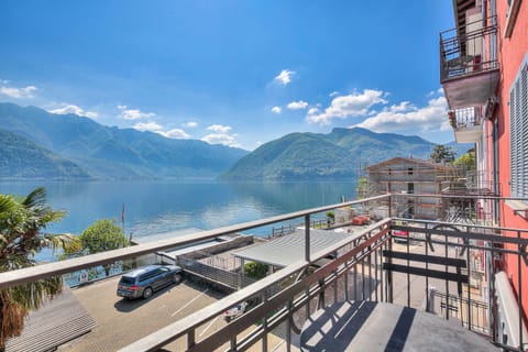 Lake View