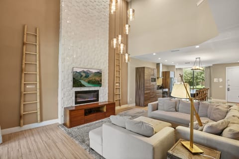 7478 Brooklyn Drive (1).jpg