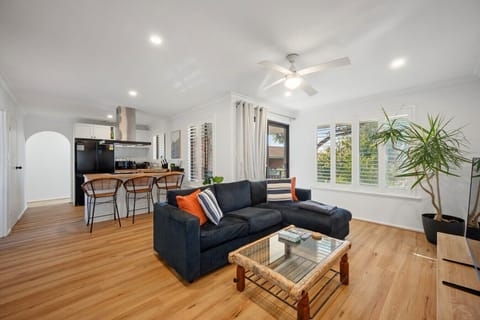 Living Room (4)