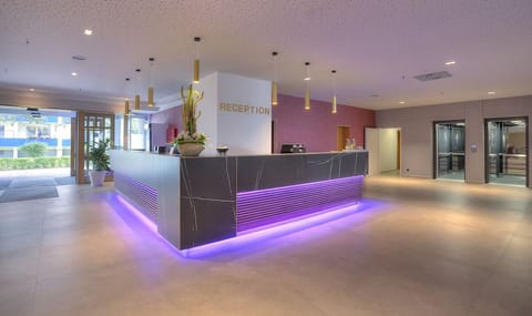 Glide through check-in with easy access to elevators and exits.