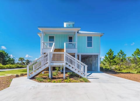 Beautiful Home - Constructed in 2017