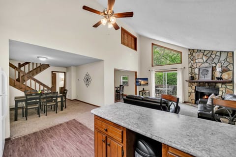 Spacious living and dining area