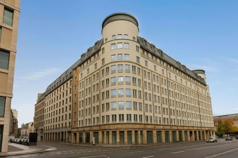 Hotel Exterior [summer]