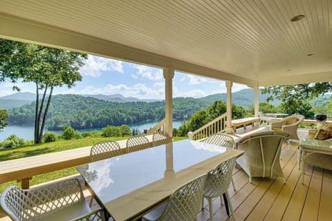 Cullowhee Vacation Rental | 3BR | 3BA | 1,800 Sq Ft