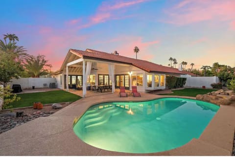 Luxury Designer Home - welcome to Tempe Coco-Ari