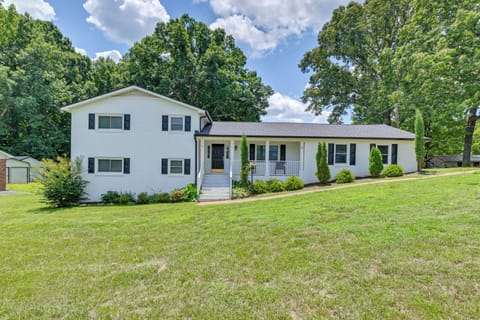 Mooresville Vacation Rental | 4BR | 2.5BA | 2,197 Sq Ft