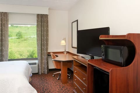 Bedroom. Interior and views may vary based on location and availability.
