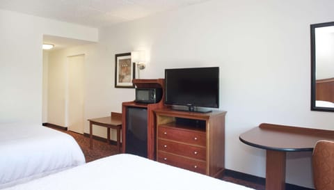 Bedroom. Interior and views may vary based on location and availability.