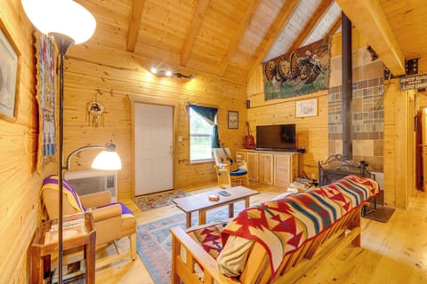 Talkeetna Vacation Rental | 2BR | 1.5BA | 1,750 Sq Ft