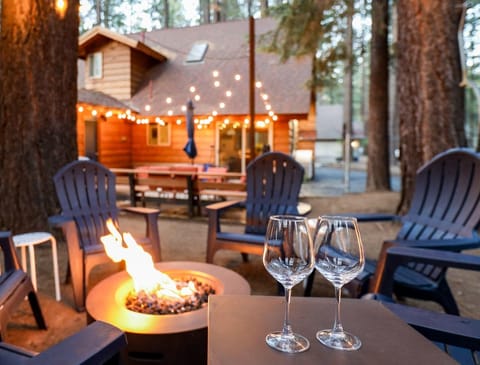 Outdoor Area | Fire Pit | String Lights & Seating