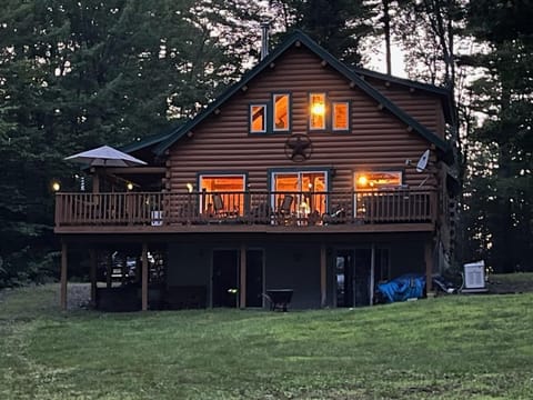 If you’re lucky enough to have a house on the lake, you’re lucky enough!!