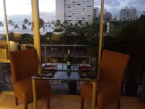 Table for 2 fabulous ocean view