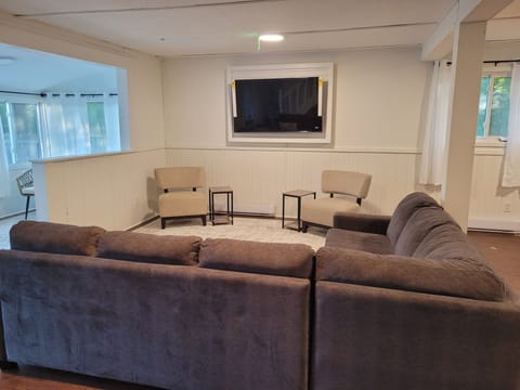 Spacious tv room