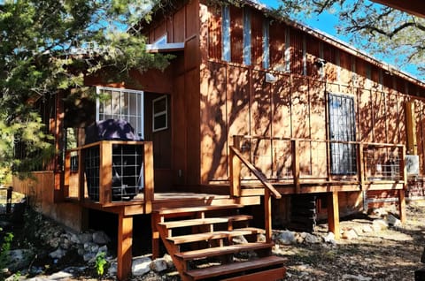 Jolly Ranch Cabin