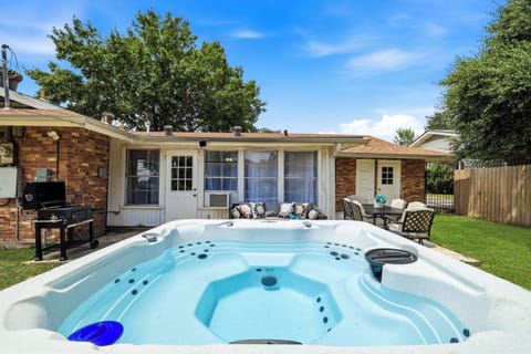 Enjoy our amazing private hut tub with your family and friends! 