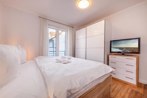 2 bedrooms, WiFi (free)