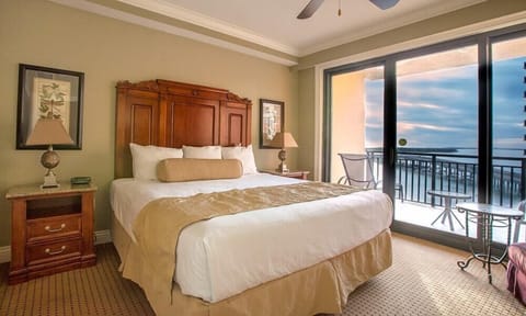 4 bedrooms, iron/ironing board, WiFi