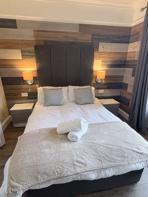 Ensuite Room