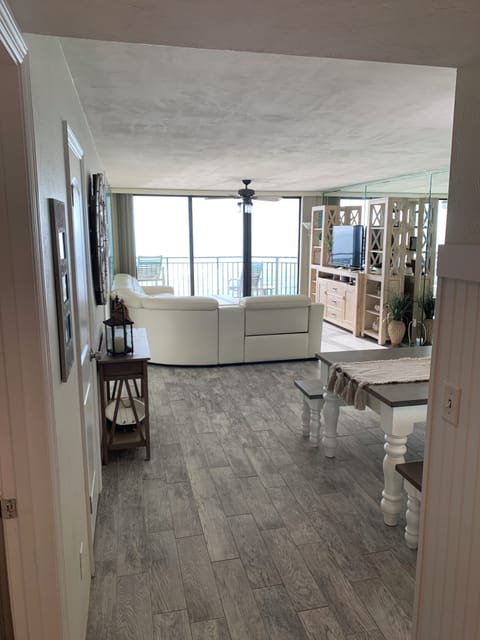 Family Room and ocean view balcony