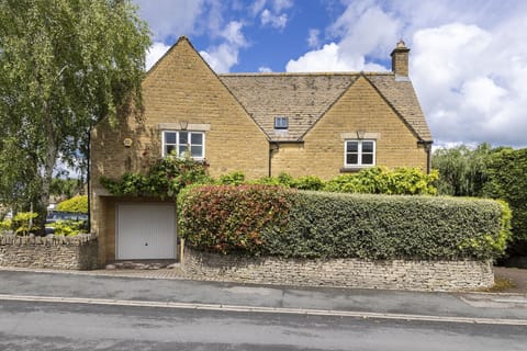 Birch House - StayCotswold