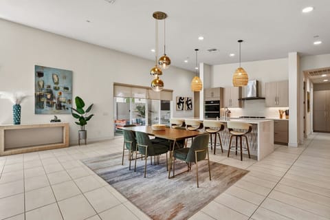 Dining Room - Kitchen