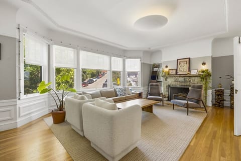 Living Room 1