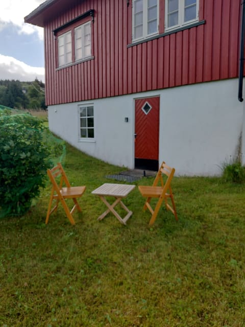 Outside area with a place to enjoy your stay