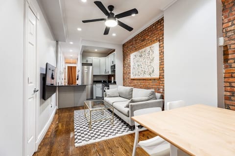521 East 5th-024