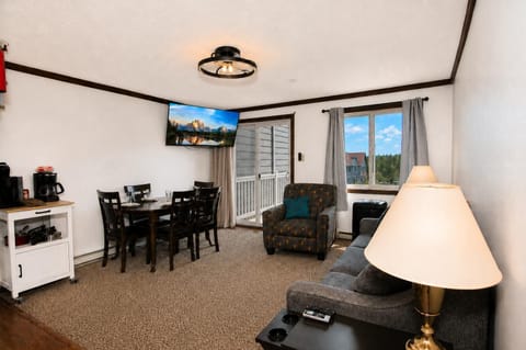 Welcome to Mountain Lodge 329, a cozy two-bedroom retreat with mountain charm for your next Snowshoe adventure!