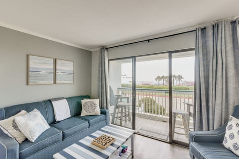 Galveston Vacation Rental | 1BR | 1BA | 495 Sq Ft | Step-Free Access